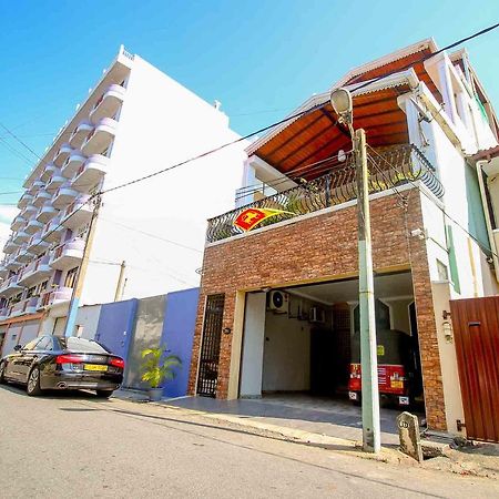 Yoho Avana Resort Colombo Exterior foto